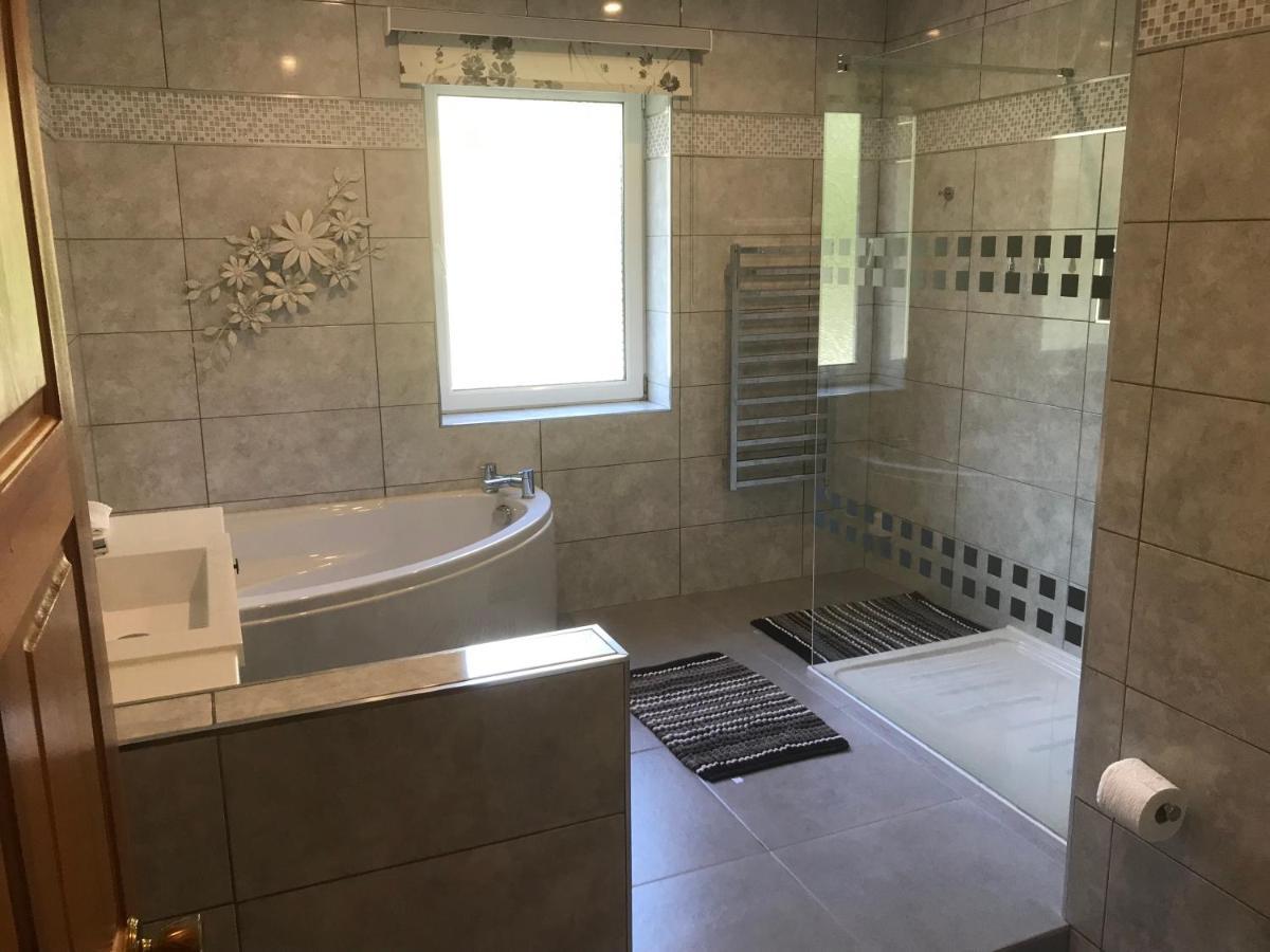 Heulwen Guest House 돌겔라우 외부 사진