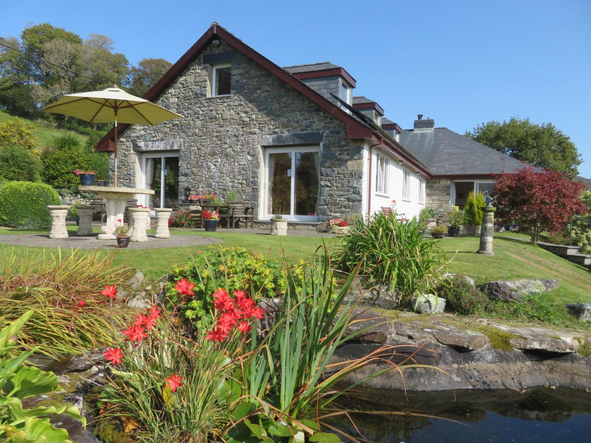 Heulwen Guest House 돌겔라우 외부 사진